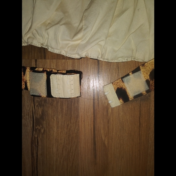 Beach Bash Leopard Beach Wear Bikini Top - Picture 7 of 13